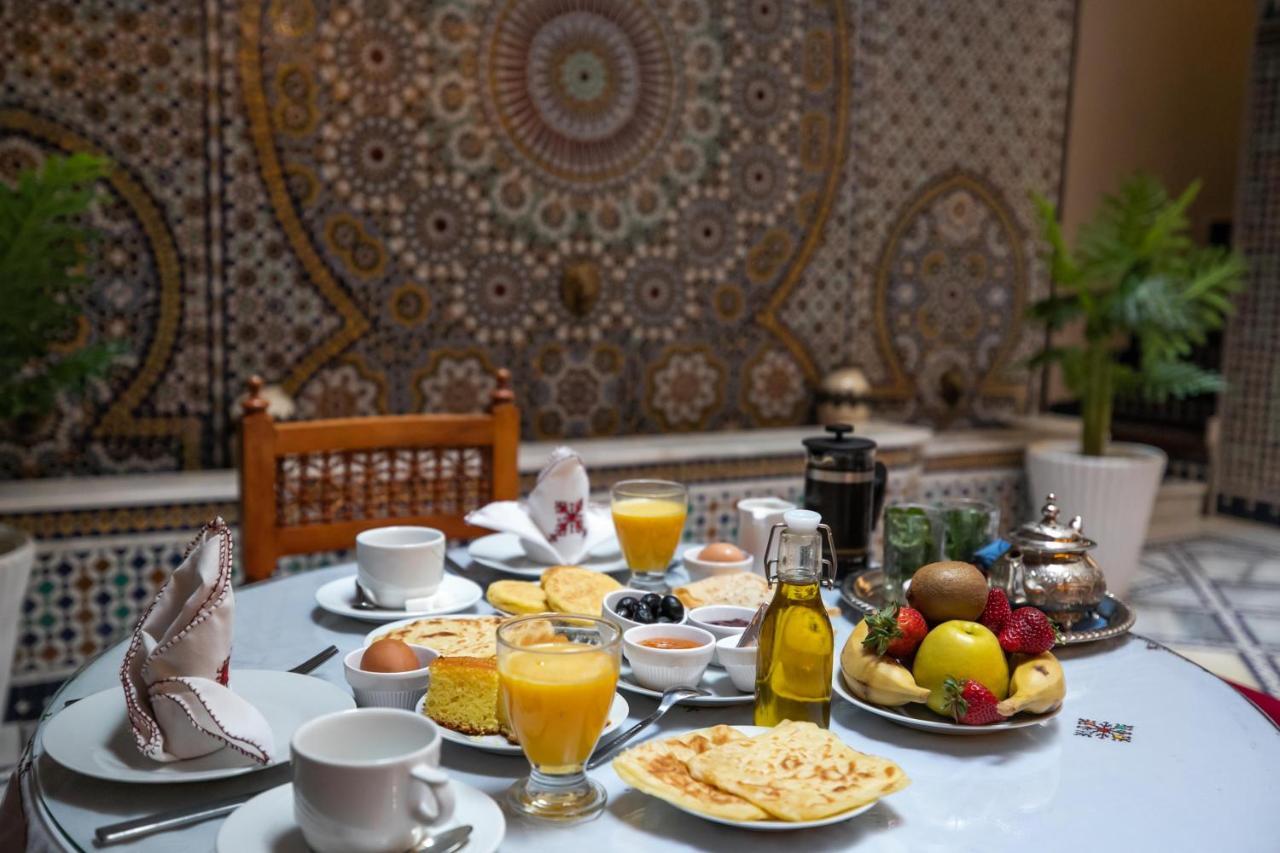 Riad Anis Fez Bagian luar foto